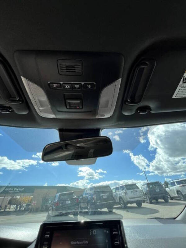 2019 Toyota Corolla Hatchback SE