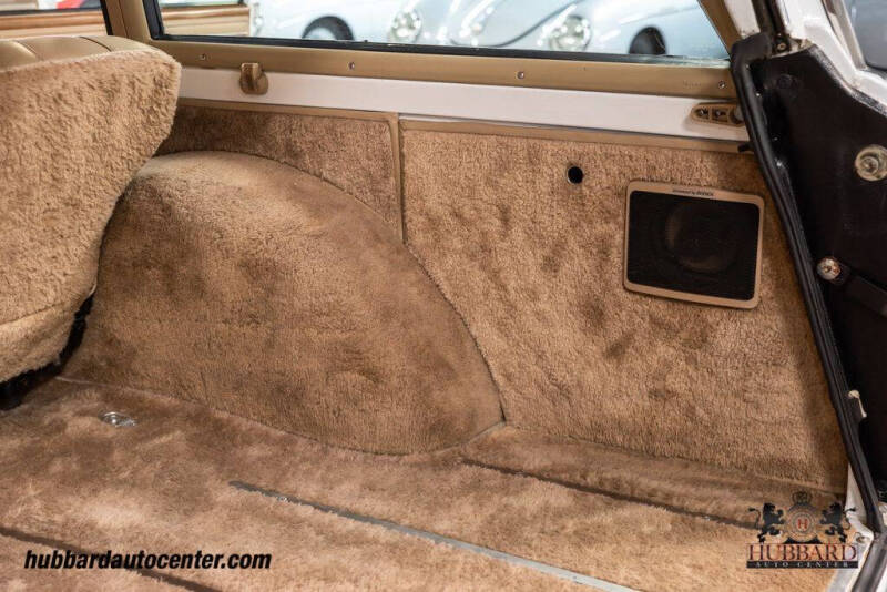 1991 Jeep Grand Wagoneer