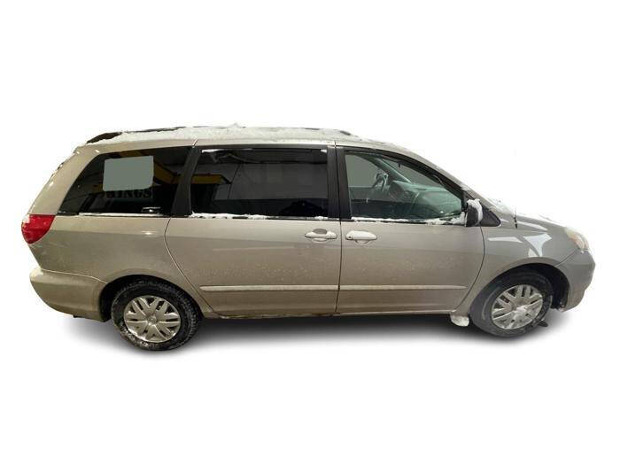 2006 Toyota Sienna LE 7 Passenger