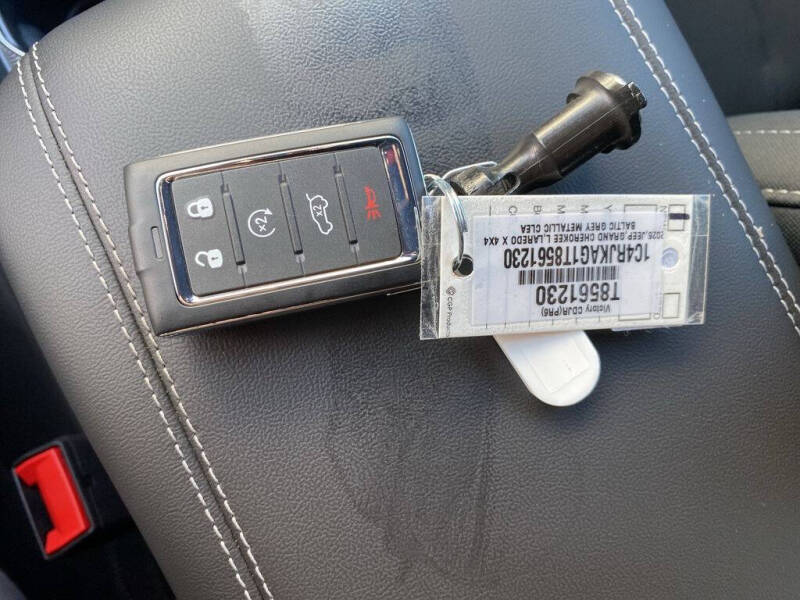 2026 Jeep Grand Cherokee L Laredo