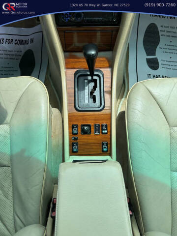 1993 Mercedes-Benz 300-Class 300 E