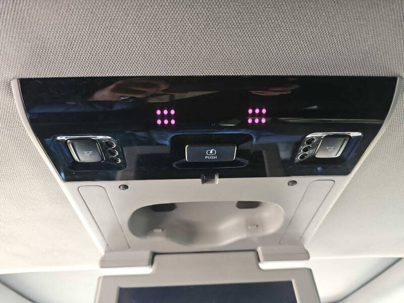 2017 Cadillac Escalade ESV Luxury