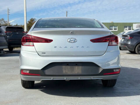 2020 Hyundai Elantra