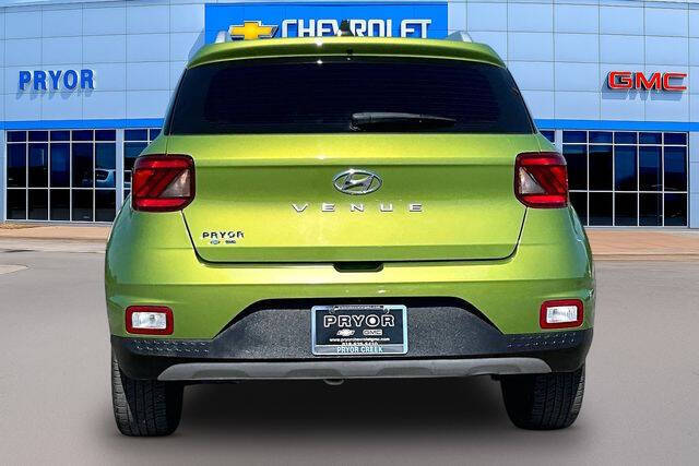 2021 Hyundai Venue SEL