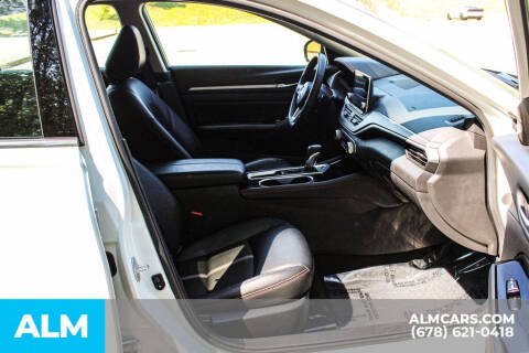 2025 Nissan Altima 2.5 SR