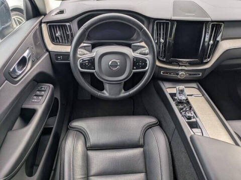 2022 Volvo XC60 B6 Inscription