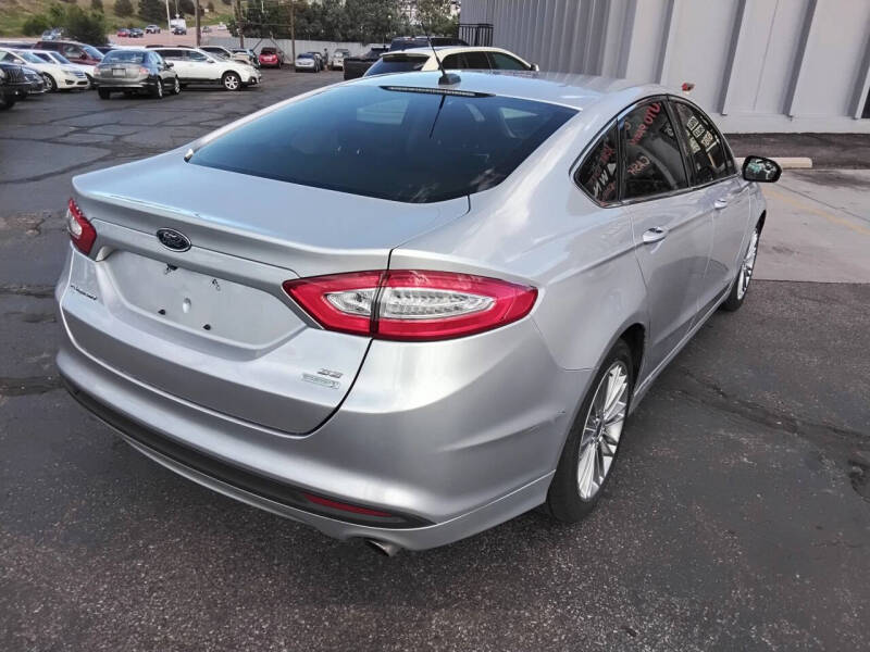 2013 Ford Fusion SE
