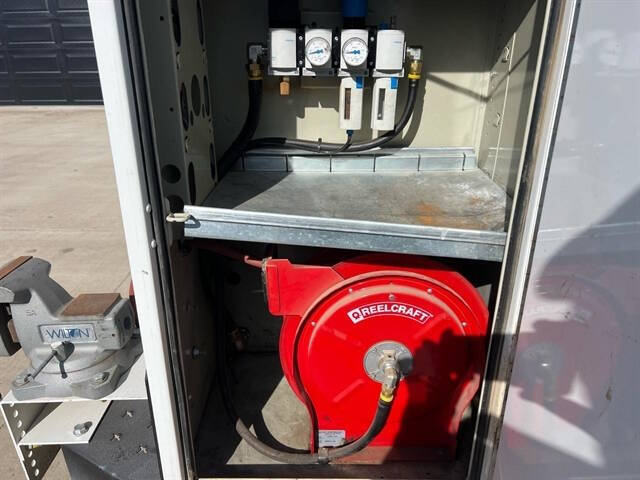 2020 International CV515