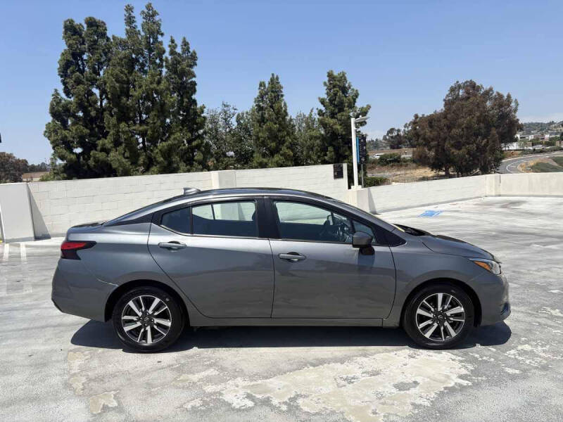 2025 Nissan Versa SV