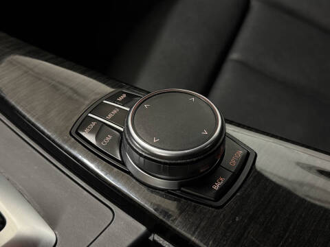 2017 BMW 3 Series 330i