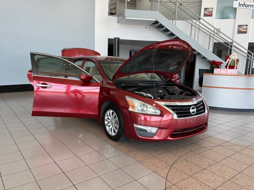 2013 Nissan Altima for sale at Auto Haus Imports in Grand Prairie, TX