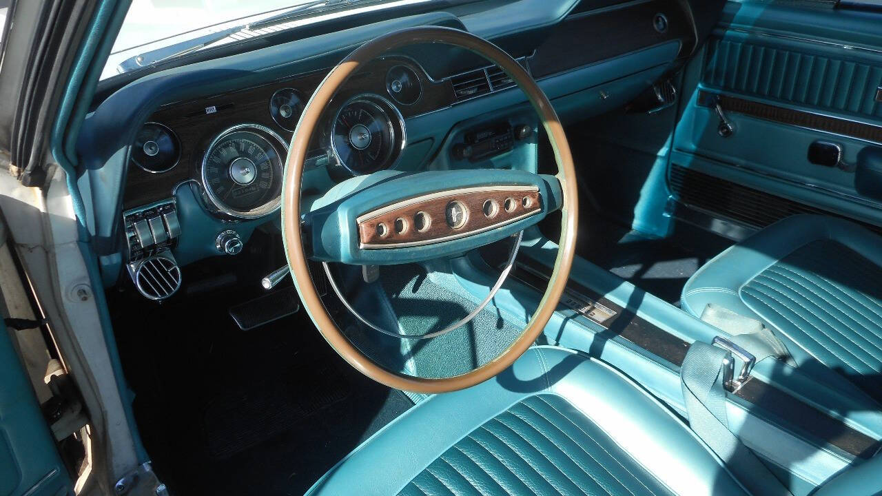 1968 Ford Mustang 12