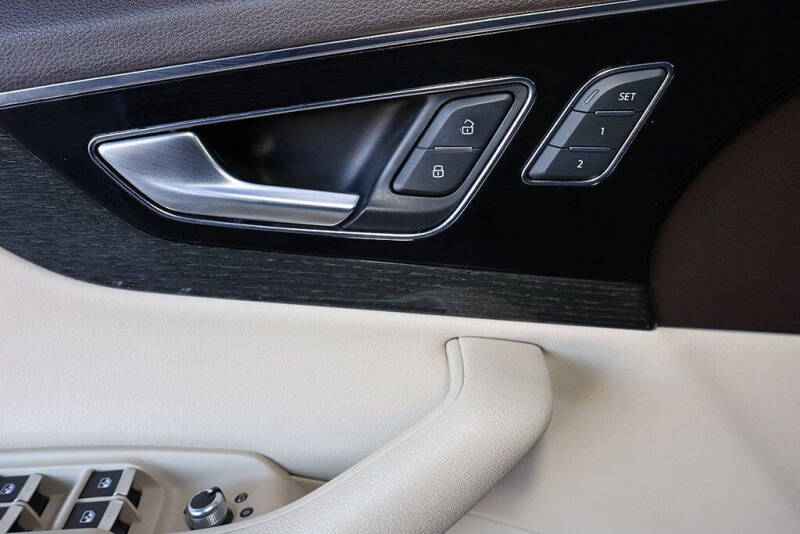 2019 Audi Q7 quattro Premium Plus 55 TFSI