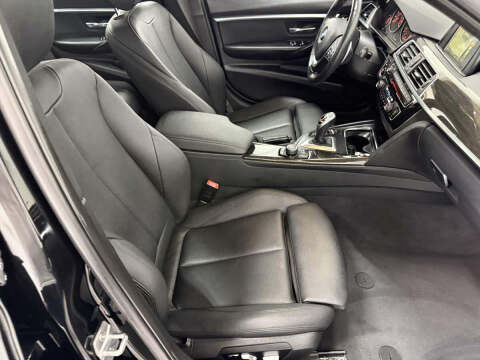 2017 BMW 3 Series 330i
