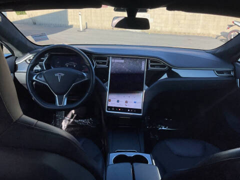 2016 Tesla Model S 70