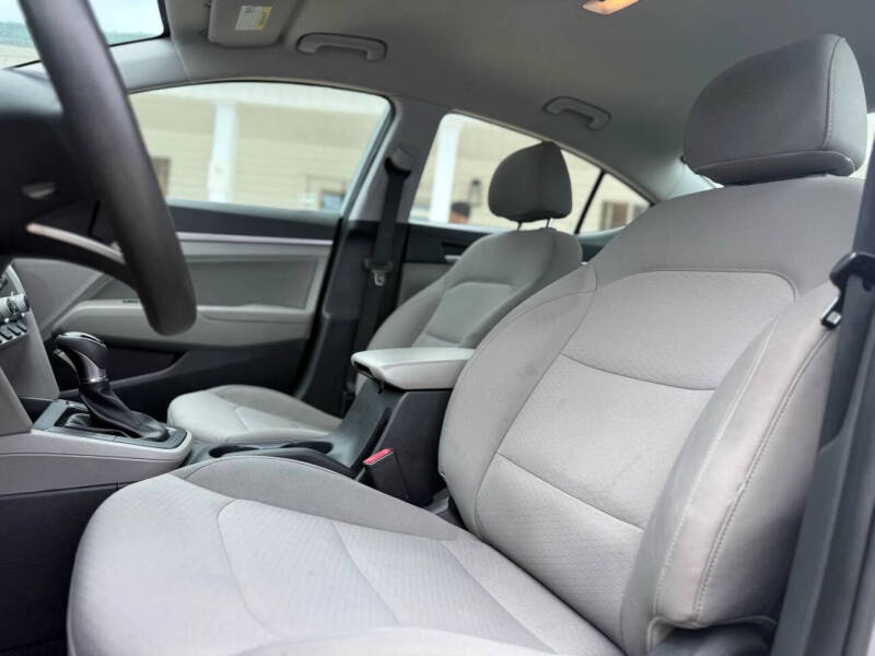 2020 Hyundai Elantra