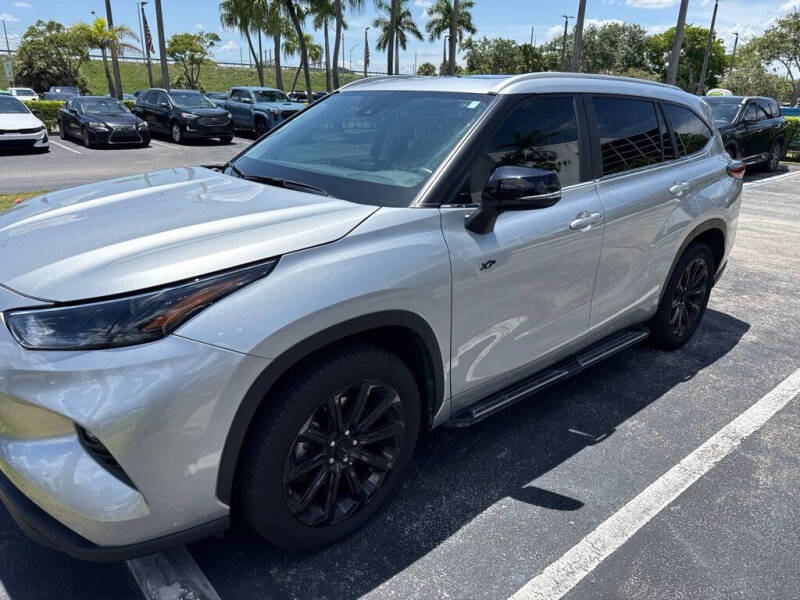 2023 Toyota Highlander XLE
