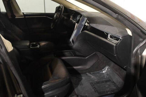 2016 Tesla Model S 75D