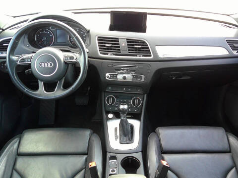 2018 Audi Q3 2.0T quattro Premium Plus