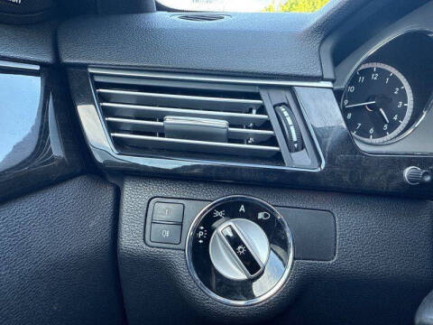 2010 Mercedes-Benz E-Class E 550 Luxury 4MATIC