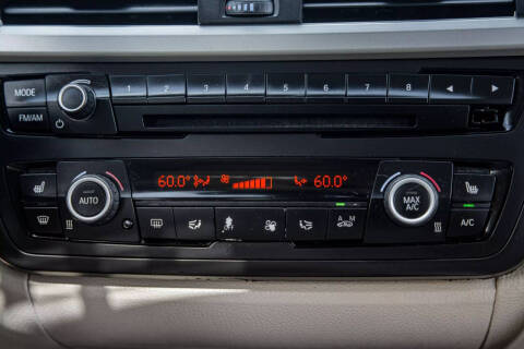 2015 BMW 3 Series 320i