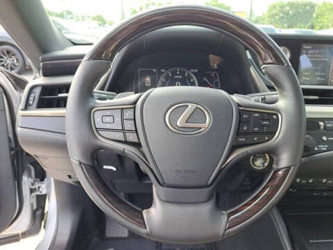 2019 Lexus ES 350