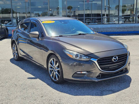 2018 Mazda MAZDA3 Touring