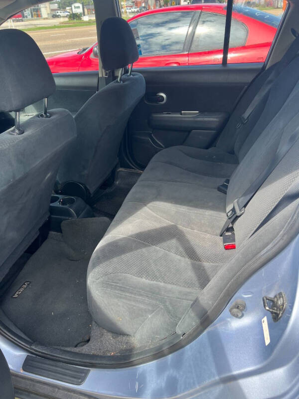 2012 Nissan Versa 1.8 S