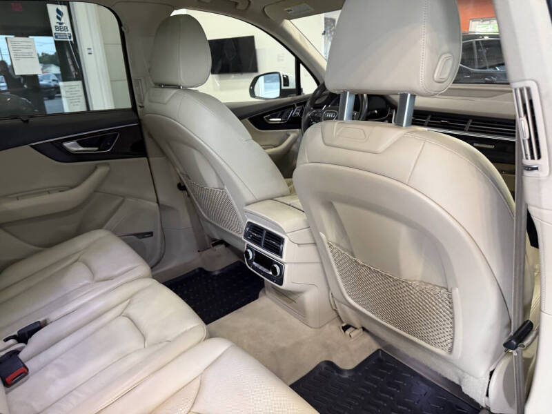 2017 Audi Q7 3.0T quattro Premium Plus