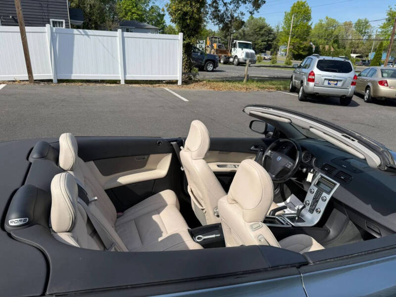 2011 Volvo C70 T5
