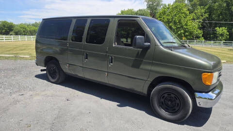 2004 Ford E-Series E-150 XLT