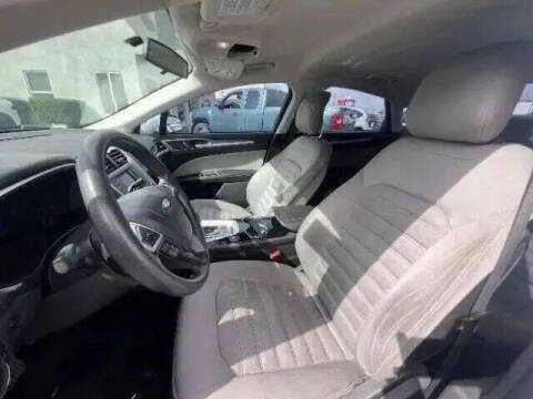 2015 Ford Fusion S