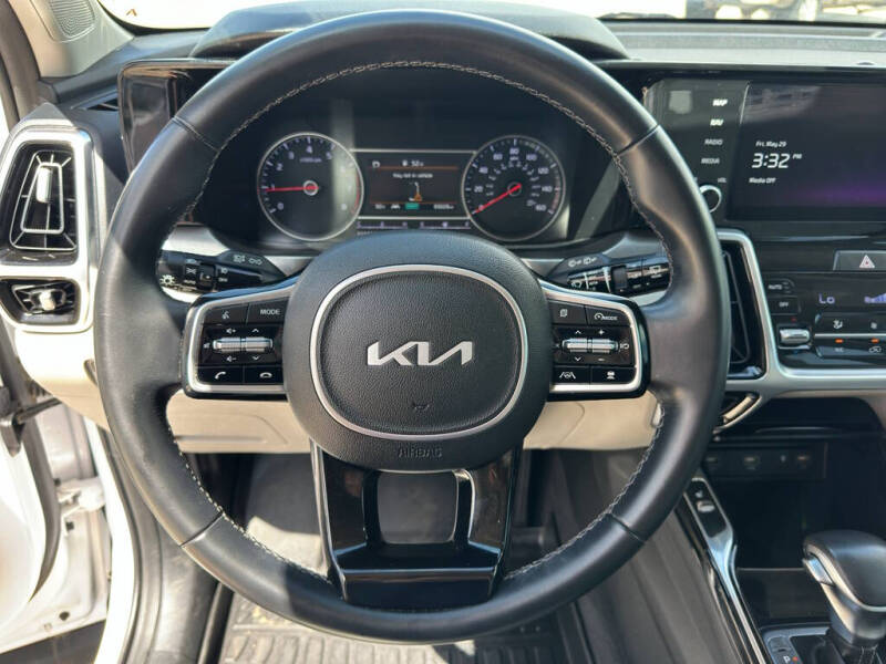 2022 Kia Sorento SX
