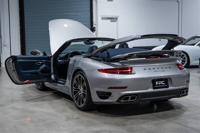 2015 Porsche 911 Turbo