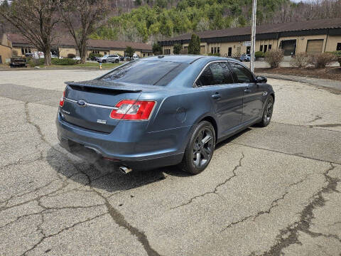 2010 Ford Taurus SHO