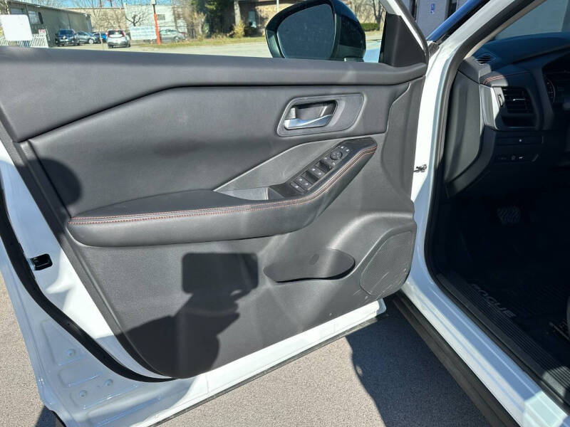 2025 Nissan Rogue Rock Creek