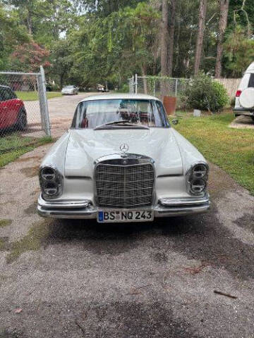 1965 Mercedes-Benz 220