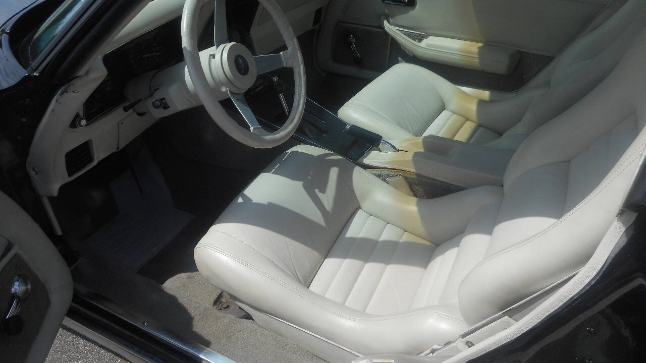 1979 Chevrolet Corvette 25