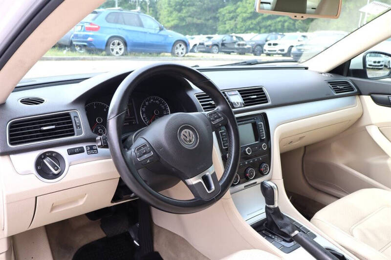 2013 Volkswagen Passat