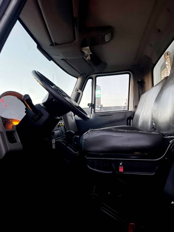 2017 International DuraStar 4300