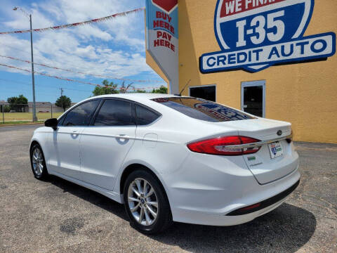 2017 Ford Fusion SE