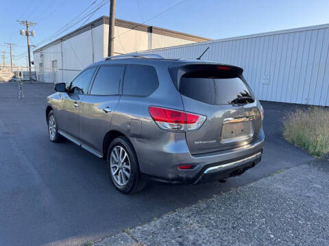 2015 Nissan Pathfinder S