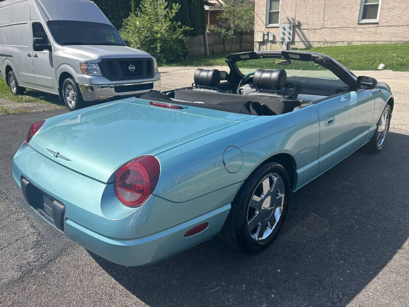 2002 Ford Thunderbird Deluxe