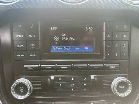 2016 Ford Mustang V6