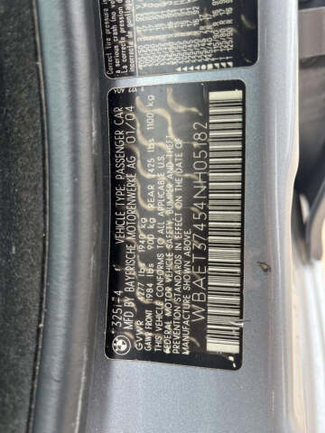 2004 BMW 3 Series 325i