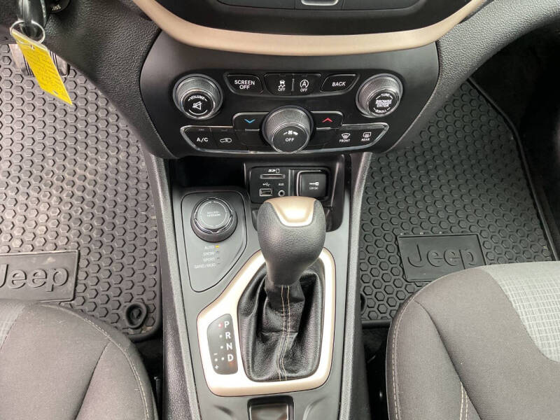 2017 Jeep Cherokee Latitude