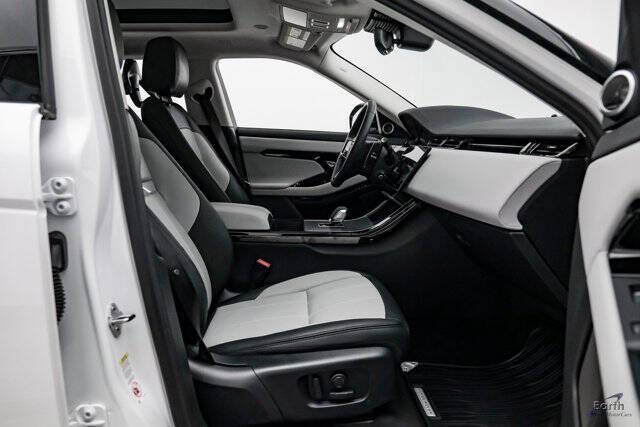 2024 Land Rover Range Rover Evoque P250 Dynamic SE