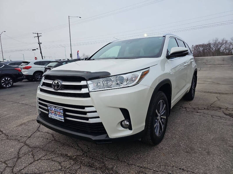 2017 Toyota Highlander for sale at New Wheels in Glendale Heights IL