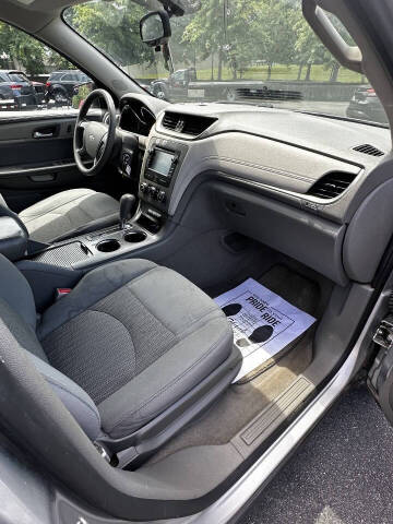 2014 Chevrolet Traverse LS