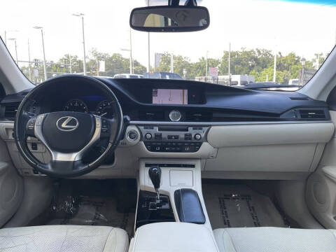 2013 Lexus ES 350